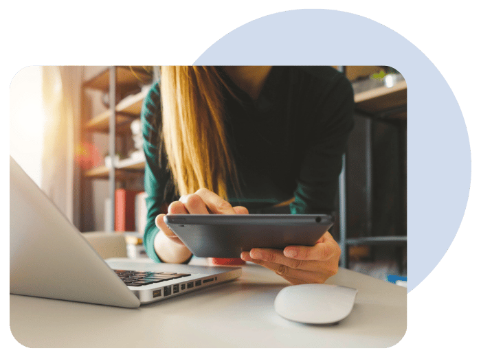 Cart abandoned in the middle of the street